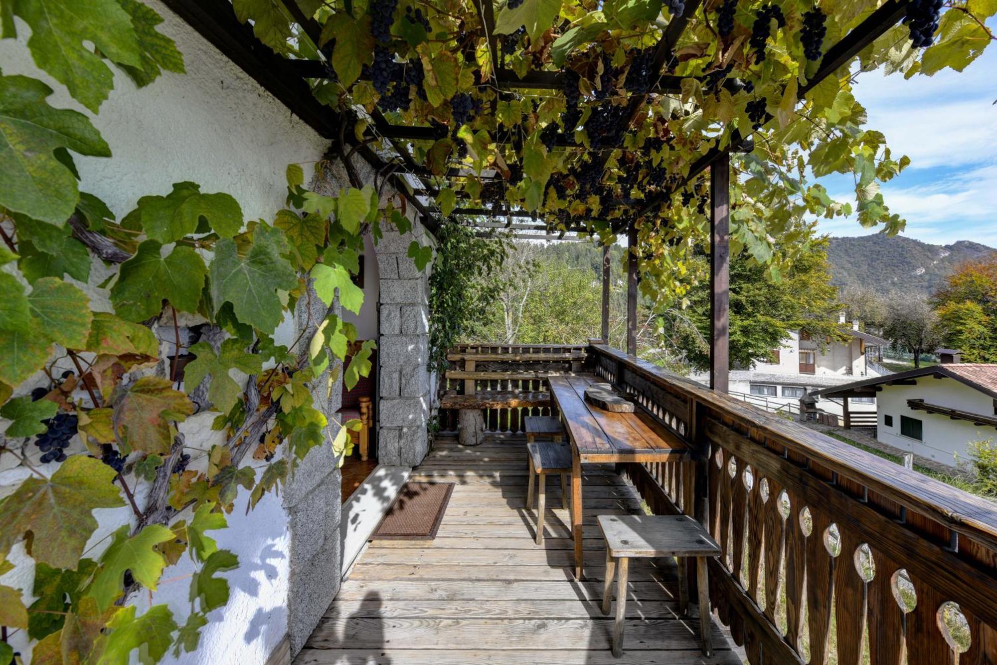 Chalet "Baita Cavacca" Crone Екстериор снимка