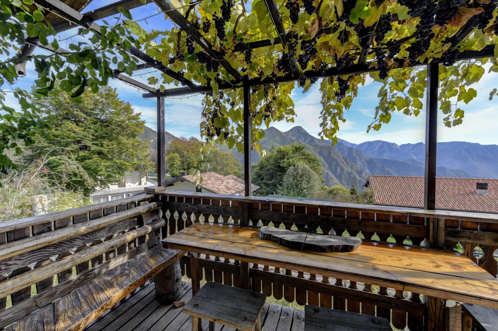 Chalet "Baita Cavacca" Crone Екстериор снимка